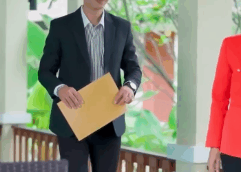 [ครบชุด] 2009343 เงินเดือนประจำก็ไม่มี เอาความกล้าที่ไหน