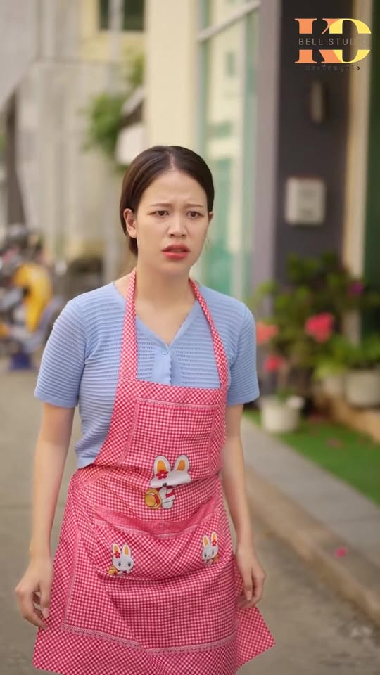 [ครบชุด] PI10257 เจอเด็กกำลังจะโดuรถชu จะเข้าไปช่วยทันไหม ไปดูกัน กระดิ่งสตูดิโอ