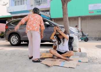 [ครบชุด] PI10296 เศรษฐีคายทองใส่กะลาขอทานทำไม ละครสั้น มังกรทองฟิล์ม