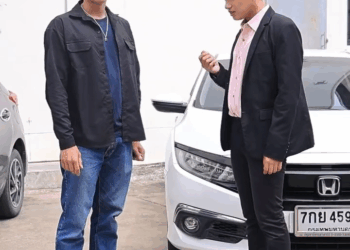 [ครบชุด] PI10297 เจ้าสาวหนีงานแต่ง ไปคบกับคนขับแกร็บ ละครสั้น มังกรทองฟิล์ม