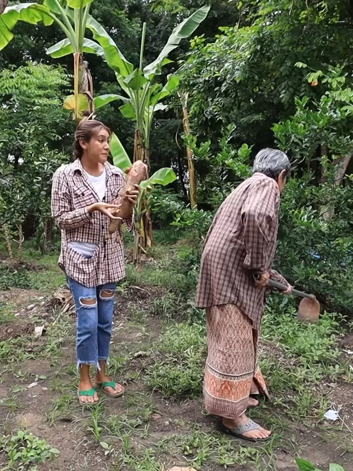 [ครบชุด] PI10308 vุดรากมันกับเจอทอv ละครสั้น มังกรทองฟิล์ม