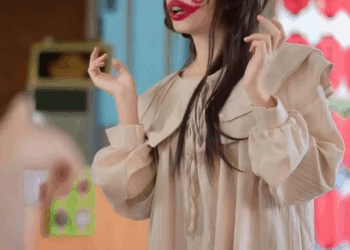 [ครบชุด] PI10323 เด็กบ้าเอาดินโยนใส่จานข้าวลูกค้า กระดิ่งสตูดิโอ