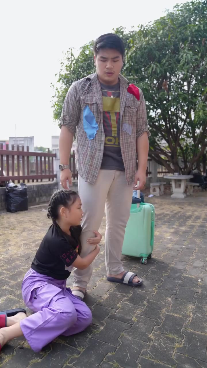 [ครบชุด] XU10129 เอาลูกมาทิ้งไว้ให้กับพี่ชายพี่สะใภ้ เพื่อตัวเองจะได้ไปทำงาน