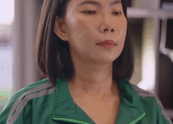 [ครบชุด] XU10343 คุณแม่ขับรถเบนซ์มาส่งอาหารที่ร้านเพชรลูกชาย