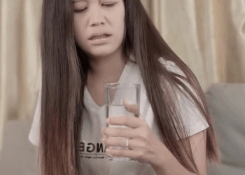 [ครบชุด] 1010011 โดนแฟนเก่ามาสาดน้ำใส่หน้า