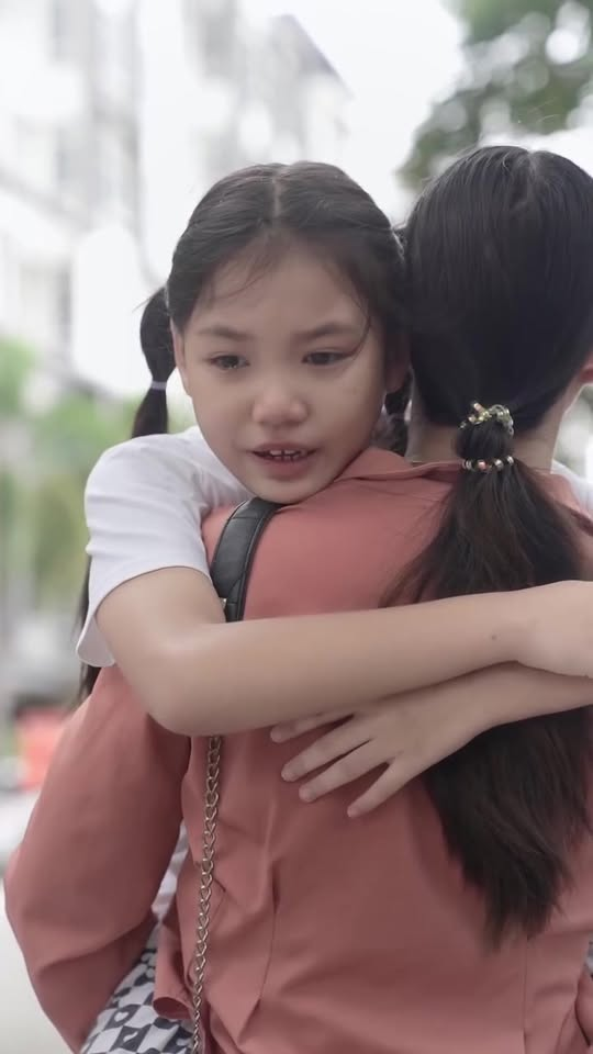 [ครบชุด] 1010053 ผู้หญิงต้องกลายเป็นแม่เลี้ยงเดียว มันไม่ง่ายเลยจริงๆ