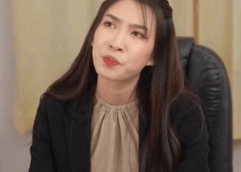 [ครบชุด] 1010076 น้องชายมาโวยวายที่บริษัท หาว่าพี่สาวโกงเงิน