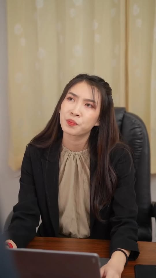 [ครบชุด] 1010076 น้องชายมาโวยวายที่บริษัท หาว่าพี่สาวโกงเงิน