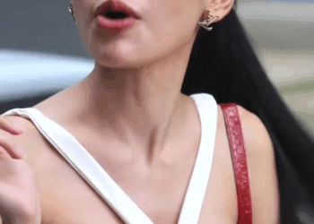 [ครบชุด] 1010087 แค่ใช้ชีวิตธรรมดา ไม่ต้องหรูหรา ทำได้บ้างไหม