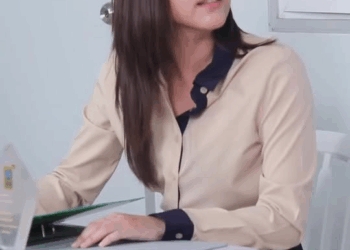 [ครบชุด] 1010167 จะทำยังไงเมื่อเพื่อนที่ทำงานอวดหรู