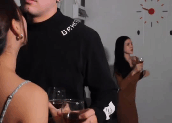 [ครบชุด] 1010208 อย่าปล่อยให้รัก มันซึมจนเกินไป จนเกิดความเศร้า