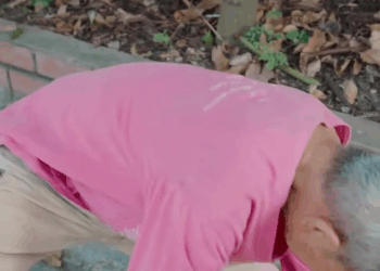 [ครบชุด] 1010300 ลุงคนนี้ไม่ใส่รองเท้า ทดสอบคนหน้าเงิu