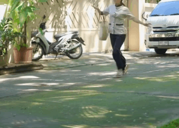 [ครบชุด] 1010365 มีลูกแล้วยังกล้าออกมาเจอคู่เดทอีก ดูให้จบ