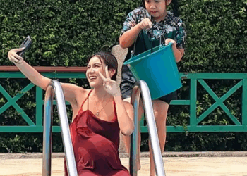 [ครบชุด] PI10072 จัUโป๊ะเมียใXม่พ่อ ละครสั้น มังกรทองฟิล์ม