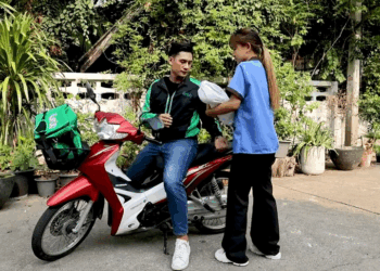 [ครบชุด] PI10112 สาวใช้ยกลูกให้ไรเดอร์พร้อมเงิน 1 ล้าน ละครสั้น มังกรทองฟิล์ม