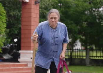 [ครบชุด] PI10141 ไล่แม่ตัวเองให้ไปอยู่ต่างจังหวัด ลูกแบบนี้ใช้ไม่ได้เลย