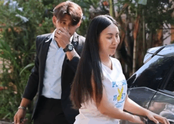 [ครบชุด] PI10161 ว๊าย!! แม่เอาไอแพดหนูมาล้างทำไม ละครสั้น มังกรทองฟิล์ม